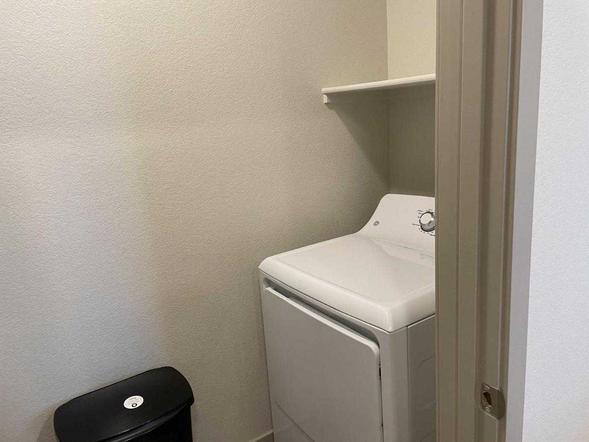 Stay Gia New Modern 1 Bedroom Apartment With Swimming Pool & Gym At Grayson Place Goodyear Exterior foto